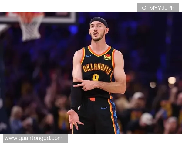 卡鲁索深度解析华莱士防守技巧展现不屈挑战精神与野兽本能