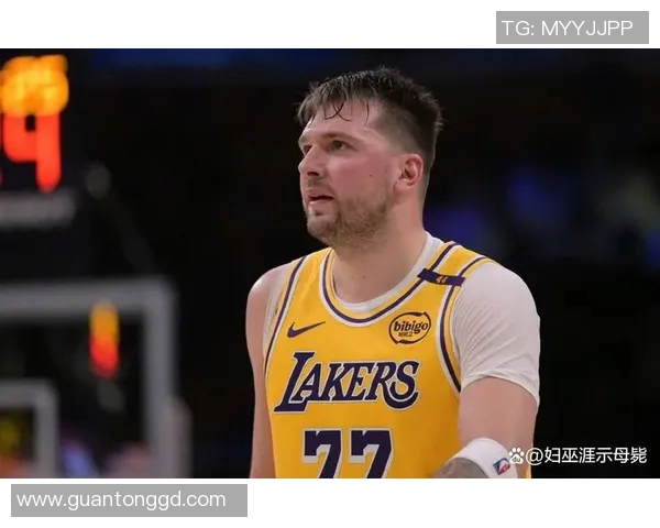 东契奇被金.卡戴珊看中！湖人队麻烦了，詹姆斯发出紧急警告
