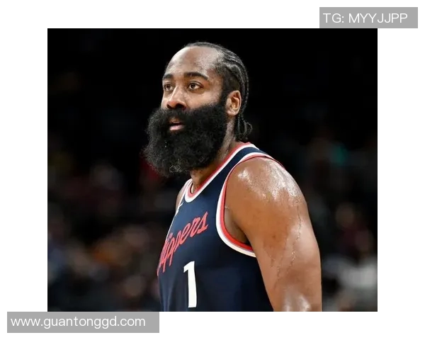 偏执投三分遭反噬!骑士首节三分12中10,末节13中1 偏执投三分遭反噬!骑士首节三分12中10,末节13中1