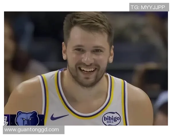 湖人两点进步明显！东契奇要改两错，老詹很开心，两大新援成功臣