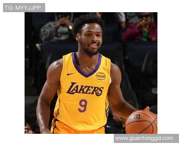 布朗尼迎生涯第二次首发!第一次10中2拿到4分3篮板6助攻4抢断 布朗尼迎生涯第二次首发!第一次10中2拿到4分3篮板6助攻4抢断