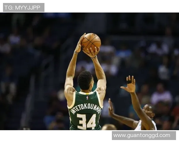 逆天！字母哥今天32投16中 命中率竟是赛季新低&首次低于60%