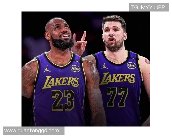 湖人全员健康迎战快船，东契奇复出里夫斯解除出场限制